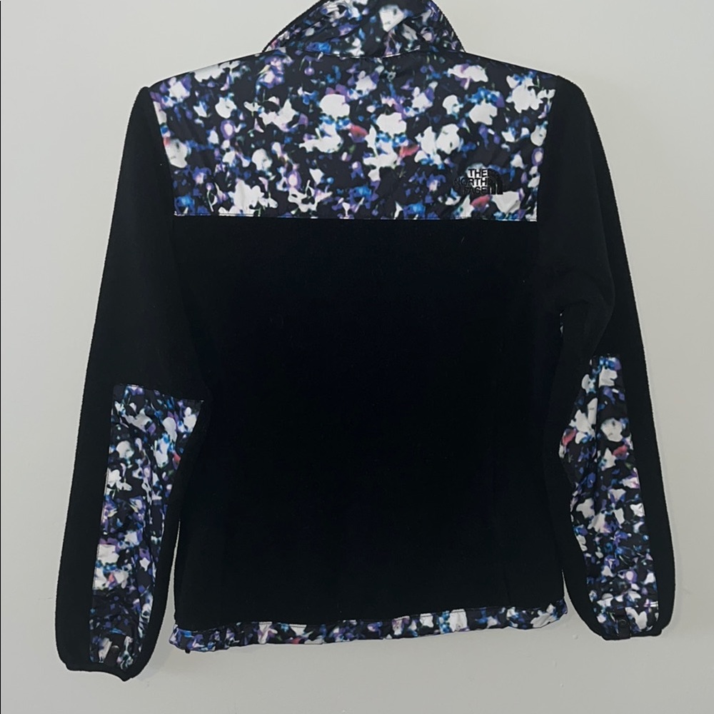 Floral Patterned Jacket - Picture 7 of 7